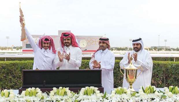 Horse-racing festival winner crowned