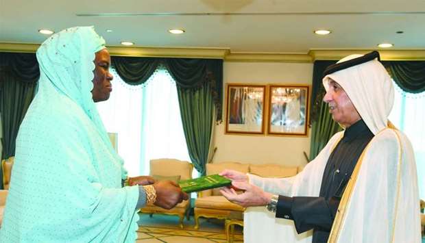 Envoy of Sierra Leone presents credentials