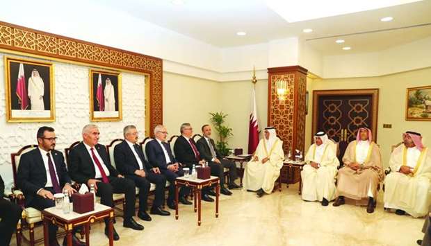HE the Speaker of the Shura Council Ahmed bin Abdullah bin Zaid al-Mahmoud with the delegation of Turkish-Qatari Parliamentary Friendship Group headed by its chairman, MP Vahit Kiler.