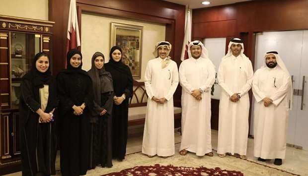 HE the Minister of Culture and Sports Salah bin Ghanem al-Ali with the members of the Youth Consultative Committee