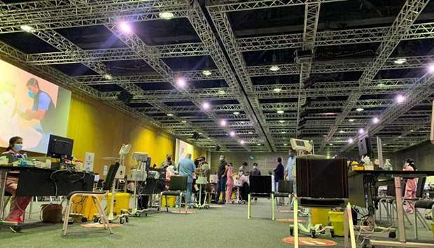 The vaccine will be given only to those who have received an invitation, provided that it is shown when they attend the vaccination centre, with the necessity to bring a valid Qatari ID and health card.