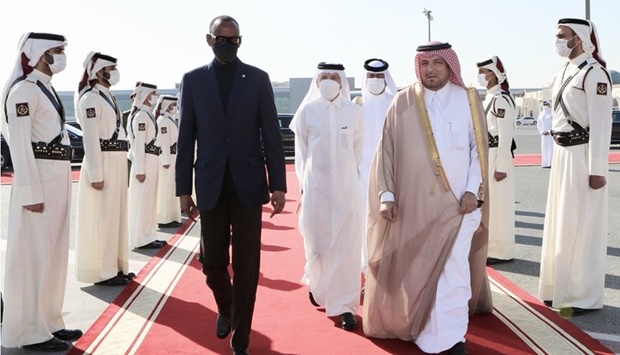 The President of the Republic of Rwanda Paul Kagame left Doha on Tuesday morning following a working visit.