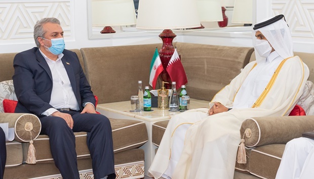 Discussions during the meeting, held on the sidelines of the meetings of the Gas Exporting Countries Forum, dealt with energy relations and co-operation between Qatar and Iran, as well as with issues related to the Forumu2019s activities.