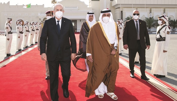 The president and the accompanying delegation were seen off at Doha International Airport