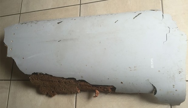  A piece of debris found by a South African teenager off the Mozambique coast 