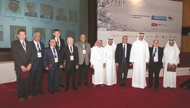 HMC senior leaders and some of the conference participants pose for a group photo