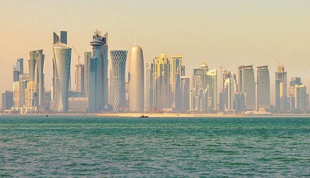 SKYLINE: Spring in Doha means that the weather is getting steadily hotter, and weu2019re leaving behind the pleasantly cool temperatures of winter.    Photo by Francisco Anzola/Wikipedia