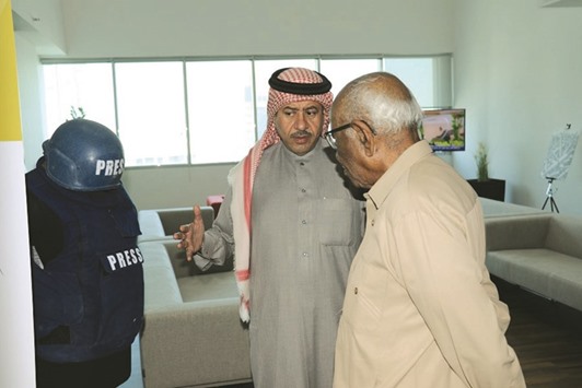Veteran Sudanese journalist Mahjoub Mohamed Salih was introduced to the various departments and work units at DCMF.