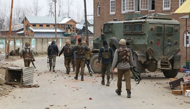 Indian soldiers in Kashmir
