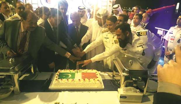 Dignitaries at the cake-cutting ceremony during the reception.