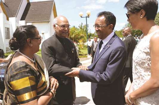 President Ram Nath Kovind and his Madagascar counterpart Hery Rajaonarimampianina shake hands at the Presidential palace in Madagascaru2019s capital Antananarivo yesterday. The Indian president arrived in Antananarivo after a three-day visit to Mauritius.