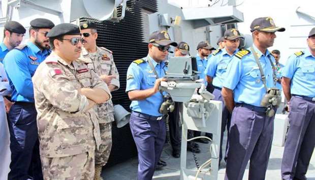 A missile boat (Al Ghariya Q 02), one of the Emiri Naval Forces' fleet, commanded by Marine Major Ghanim Abdullah al-Kaabi and Indian navy's destroyer 'INS Kolkata' commanded by Captain Susheel Menon participated in the exercise.