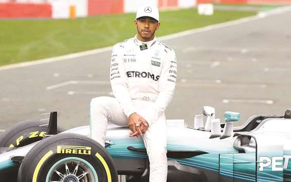 Lewis Hamilton is reportedly ready to sign a new contract with Mercedes, which could earn him up to u00a340 million ($55 million) per year.