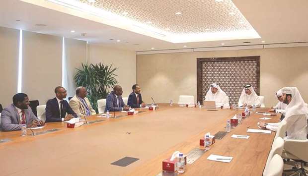 HE the Minister of Economy and Commerce Sheikh Ahmed bin Jassim bin Mohamed al-Thani meeting with a visiting US business delegation in Doha yesterday.