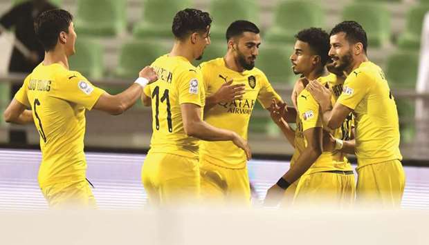 Al Sadd have four-point lead over defending champions Al Duhail, after taking the teamu2019s tally to 50 with victory over Al Sailiya on Sunday.