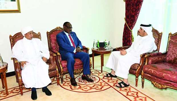 HE the Deputy Prime Minister and Minister of Foreign Affairs Sheikh Mohamed bin Abdulrahman al-Thani, met Sudan's Minister of Foreign Affairs Dr Dardari Mohamed Ahmed, who is currently Qatar. The meeting discussed bilateral relations and ways of boosting them, in addition to issues of common interest.