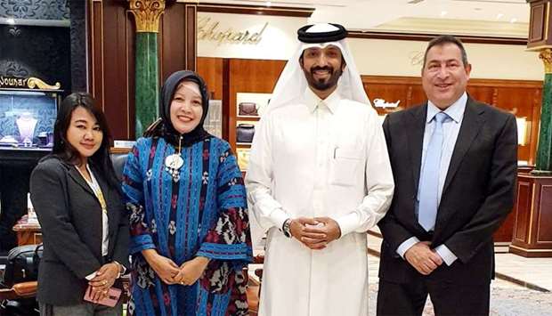 QIBC president Farhan al-Sayed (centre) joins Fujie Wati and Lisa Kohar Abdullah during a visit of Alfardan Jewellery on Sunday. The Indonesian delegation was received by Alfardan Jewellery director of sales Ashraf Mustafa.