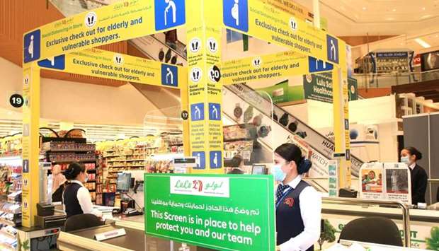 Transparent protective screens are being made available across LuLu Hypermarkets to combat Covid-19.