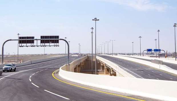 The new interchange connecting Al Khor Road and Al Ramth Road, linking North and Central Lusail, is the last one on Al Khor Road project in which 97% works have been completed.