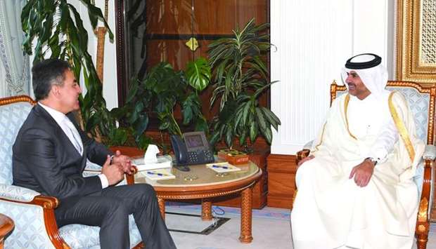 PM meets Moroccan envoyrnrn