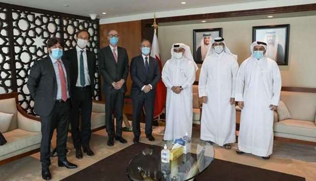 HE the Minister of Commerce and Industry Ali bin Ahmed al-Kuwari, also chairman of the Investment Promotion Agency Qatar (IPA Qatar), has met with representatives of the French multinational bank Sociu00e9tu00e9 Gu00e9nu00e9rale (SocGen) at the Ministryu2019s headquarters in Doha