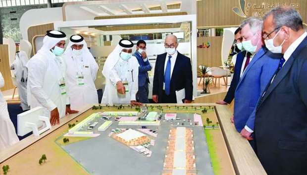 Qatar Chamber chairman Sheikh Khalifa bin Jassim al-Thani and the Tunisian delegation during the exhibition tour.