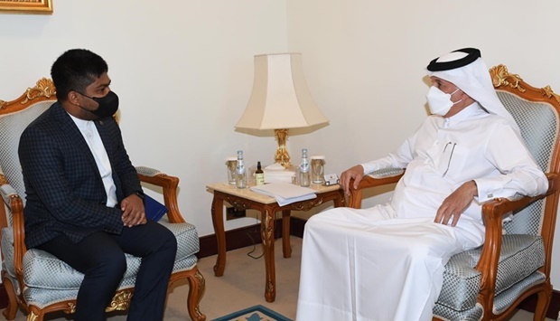 The meeting reviewed bilateral co-operation between the two countries.
