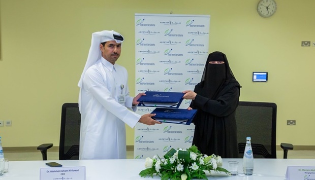 The MoU was signed by Managing Director of PHCC Dr. Mariam Ali Abdulmalik and Aspetar CEO Dr. Abdulaziz Jaham Al Kuwari