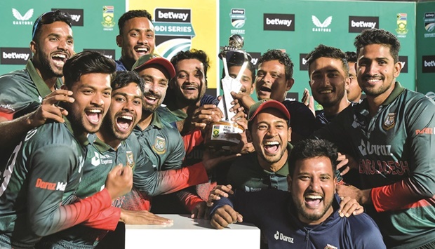 The Bangladesh team celebrate after winning the series against South Africa at SuperSport Park in Centurion yesterday. (AFP)