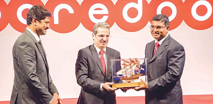 Ameen Ibrahim, Haroon Shahul Hameed and Dr Nasser Marafih celebrating the launch of Ooredoo in Maldives.