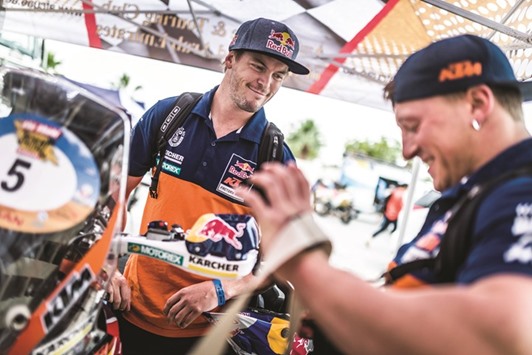 Toby Price (left)