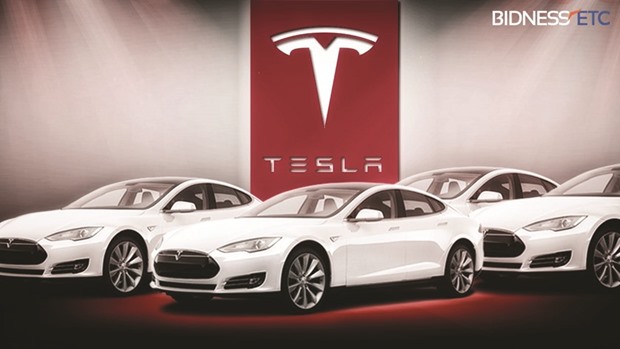 Tesla Motors overtook top US automaker General Motors in market capitalisation yesterday following an upbeat report by an investment analyst citing the electric carmakeru2019s u201ccaptivatingu201d ability to stir investor and consumer enthusiasm.