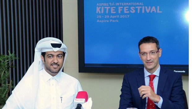 Hussain al-Qahtani and Ivan Bravo announce the first International Kite Festival. PICTURE: Nasar TK.