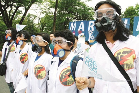 Activists from the Kalikasan Peopleu2019s Network join scientists in holding the u201cPhilippine March for Scienceu201d that called for a climate science programme in the country, as part of Saturdayu2019s Earth Day celebrations.