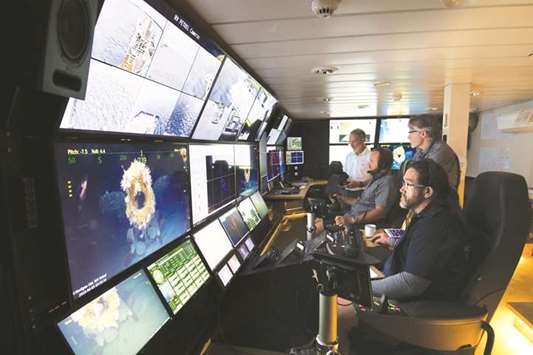 Personnel on board Microsoft co-founder Paul Allenu2019s research vessel Petrel in a joint US and Australian expedition to survey the wreckage of Australiau2019s first submarine HMAS AE1 which was lost at sea with all hands on 14 September 1914, and its fate had remained a mystery until its discovery in December 2017.