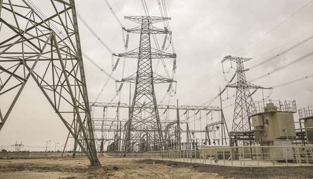 Power lines hang from transmission pylons at the Sahiwal coal power plant, owned by Chinau2019s state-owned Huaneng Shandong Rui Group, in Sahiwal, Punjab, Pakistan (file). Officials say that the Pakistan government is set to issue another Rs200bn u2018Pakistan Energy Sukuk-IIu2019 in May to resolve the power sectoru2019s ballooning circular debt.