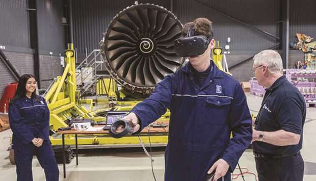 The new tool is designed to provide engineers with Rolls-Royce Trent XWB refresher training in a virtual environment without the need for a physical engine to work on.