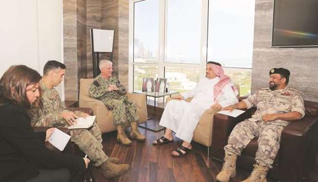 Deputy PM meets NAVCENT commander