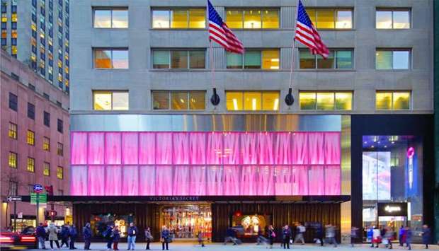 Crown Acquisitions (Crown) and Qatar Investment Authority (QIA) announced a co-investment deal to acquire prime retail properties in Fifth Avenue and Times Square in New York City.