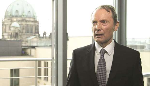 u201cIf the ECB is unable to end the era of negative interest rates this year, then it should at least take the central banks in Switzerland and Japan as a model,u201d says BdB president Hans-Walter Peters.