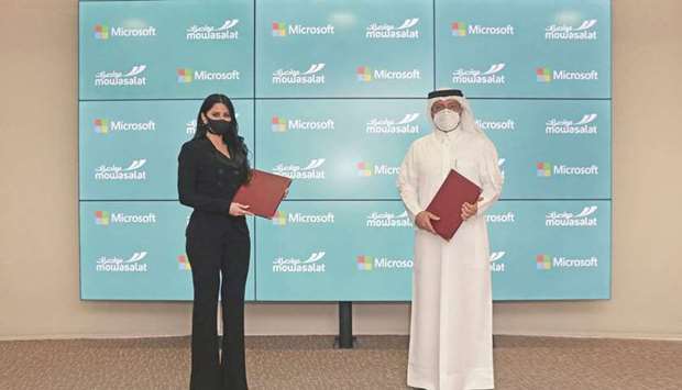 The agreement was signed by Ahmed Abdulrahman al-Muftah on behalf of Mowasalat (Karwa) and Lana Khalaf on behalf of Microsoft.