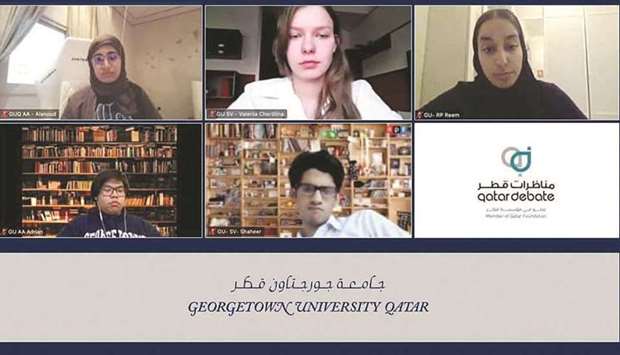 GU-Q debating union members.rnrn