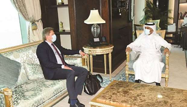 During the meeting, they reviewed bilateral co-operation relations between the two countries.