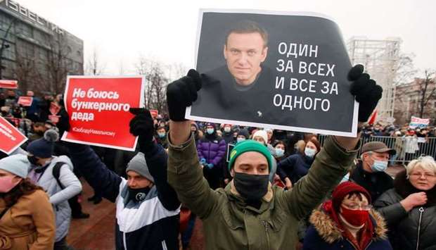 (File photo) Thousands of protesters rally in central Moscow.