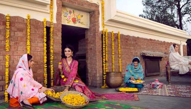 The collection features 12 different ensembles interplayed and woven in vibrant and pastel hues featuring tribal motifs, baroque elements, and nature or architecture driven imagery, all very different yet fusing together to create the perfect design rhythm.