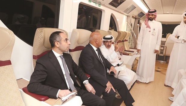 They inspected the Metro operations and were briefed by Ministry of Transport (MoT) professionals on the components of the new bus station and the operational plan for electric buses in Qatar.