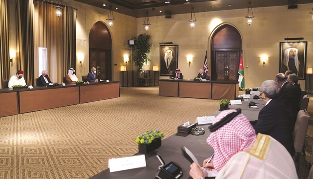 During the meeting, they discussed the latest developments in Palestine, in addition to exchanging views on the latest developments in occupied Jerusalem.
