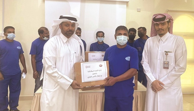 The initiative aims to distribute food items and vouchers during the holy month to workers with limited income.