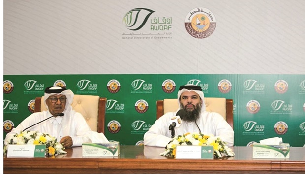 The Ministry of Endowments and Islamic Affairs announced its continued support for the 'Flower Each Spring' programme, within the framework of the ministry's keenness on raising awareness on the importance of vegetation cover in preserving the environment.