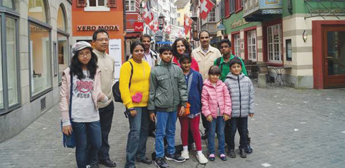The children with their families.